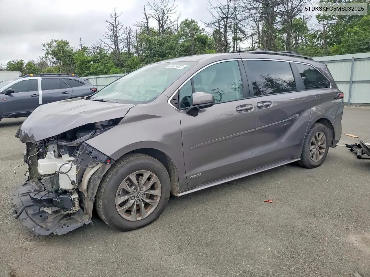 2021 Toyota Sienna Le VIN: 5TDKSKFC5MS032025 Lot: 61617626