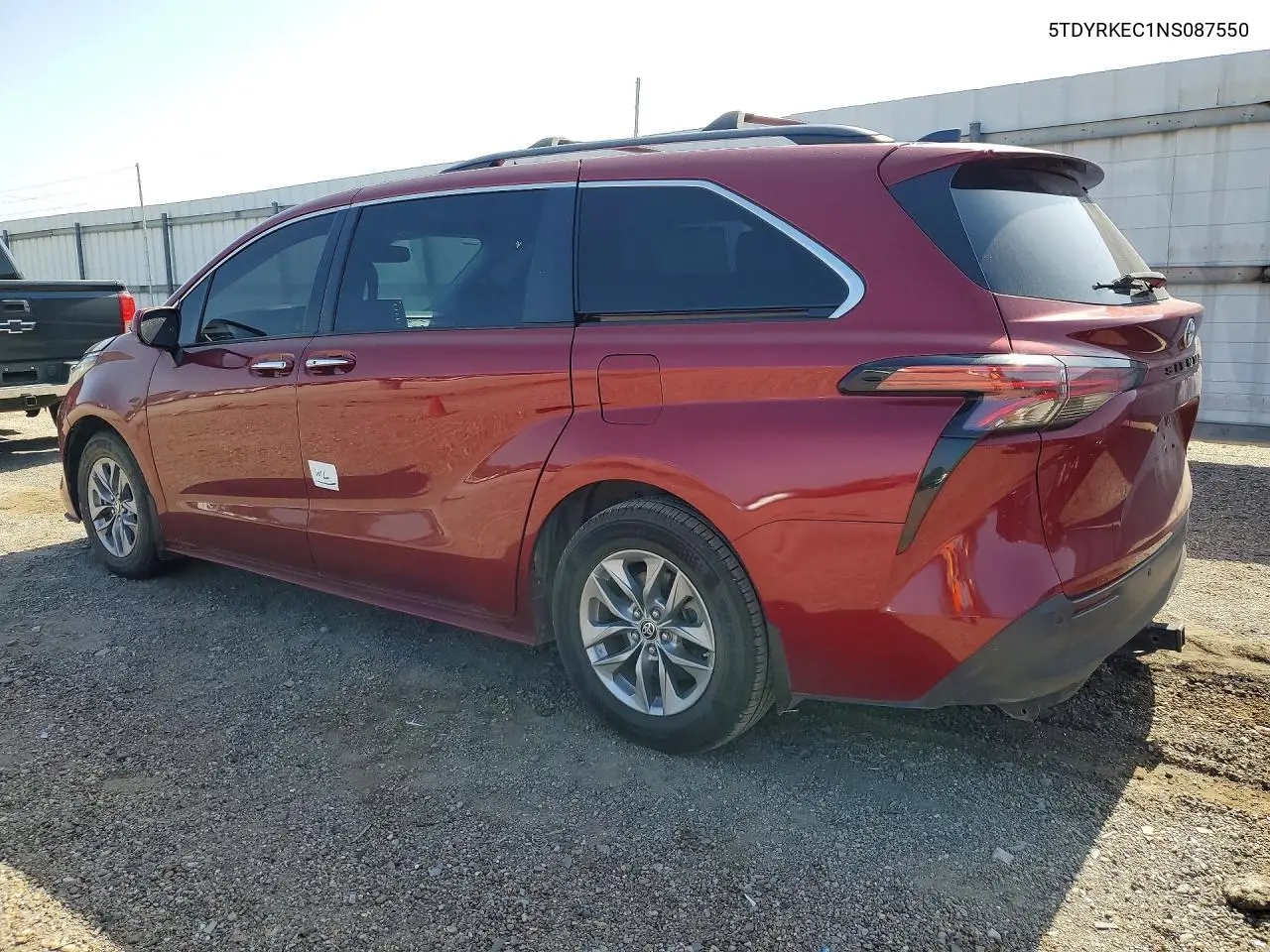 5TDYRKEC1NS087550 2022 Toyota Sienna Xle