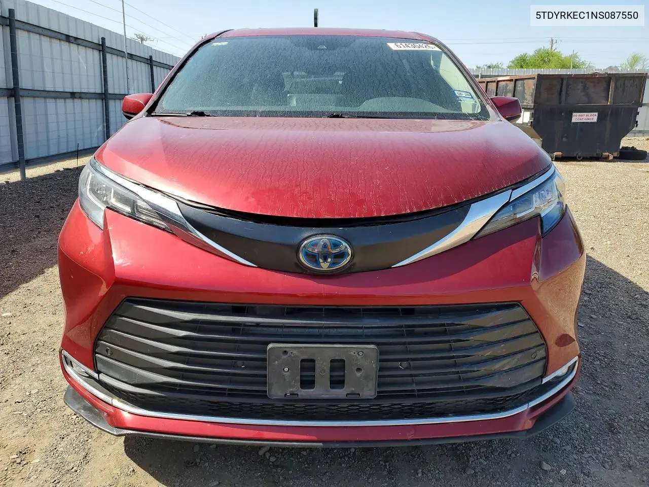 5TDYRKEC1NS087550 2022 Toyota Sienna Xle