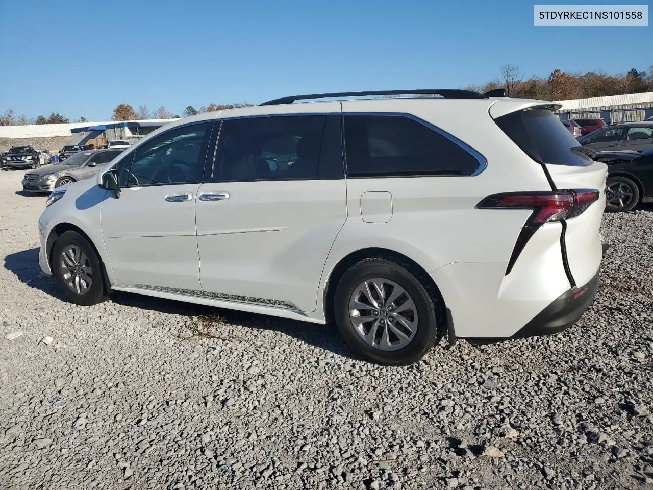 5TDYRKEC1NS101558 2022 Toyota Sienna Xle