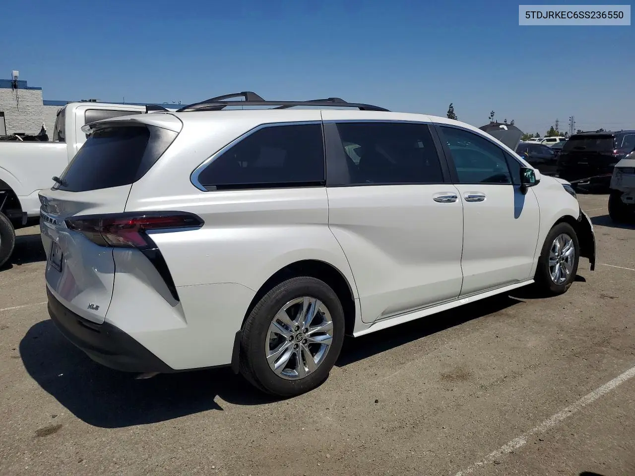 2025 Toyota Sienna Xle 7-Passenger VIN: 5TDJRKEC6SS236550 Lot: 58152076