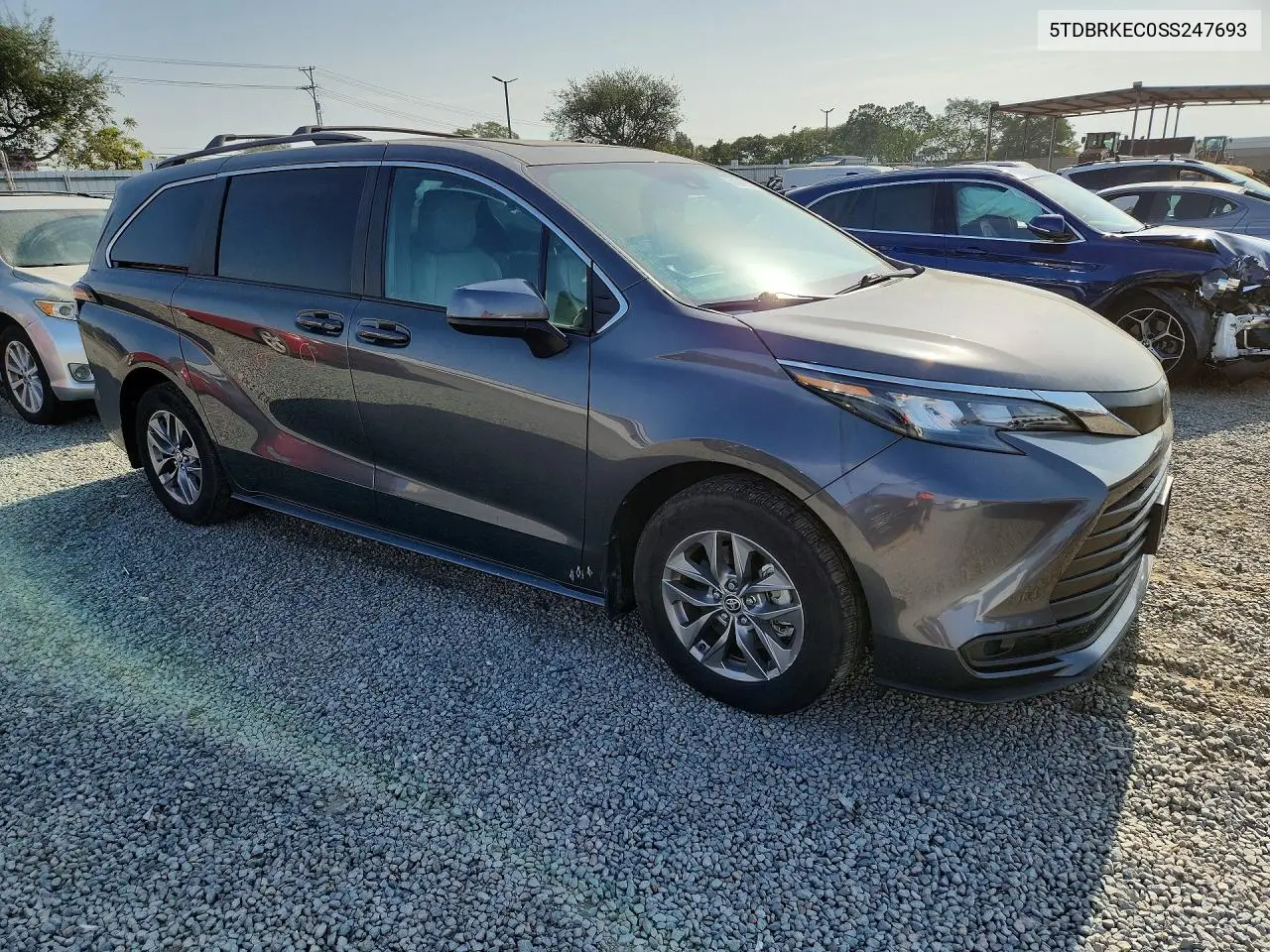 2025 Toyota Sienna Le VIN: 5TDBRKEC0SS247693 Lot: 61089576