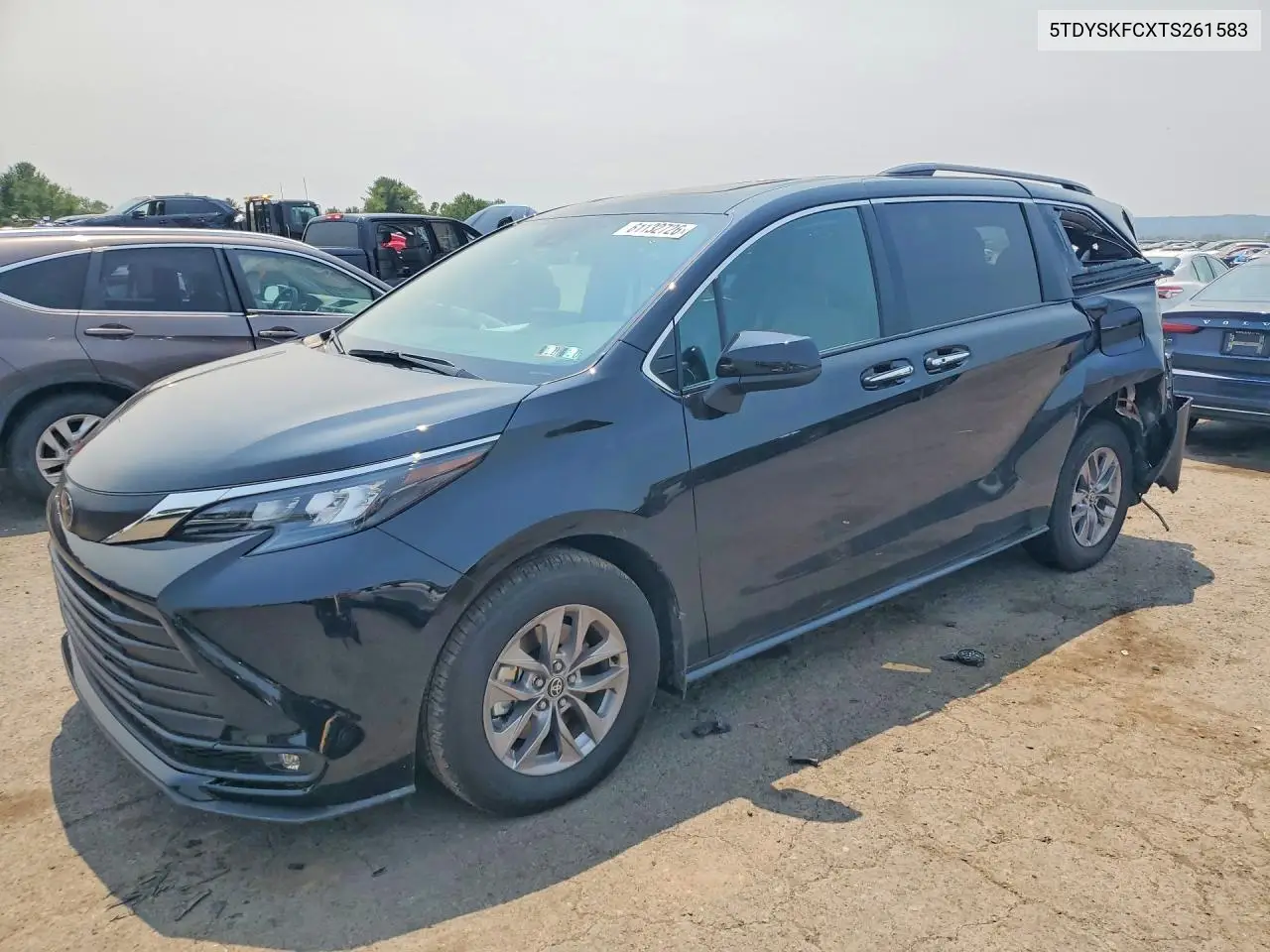 2026 Toyota Sienna Xle 7-Passenger VIN: 5TDYSKFCXTS261583 Lot: 61132726