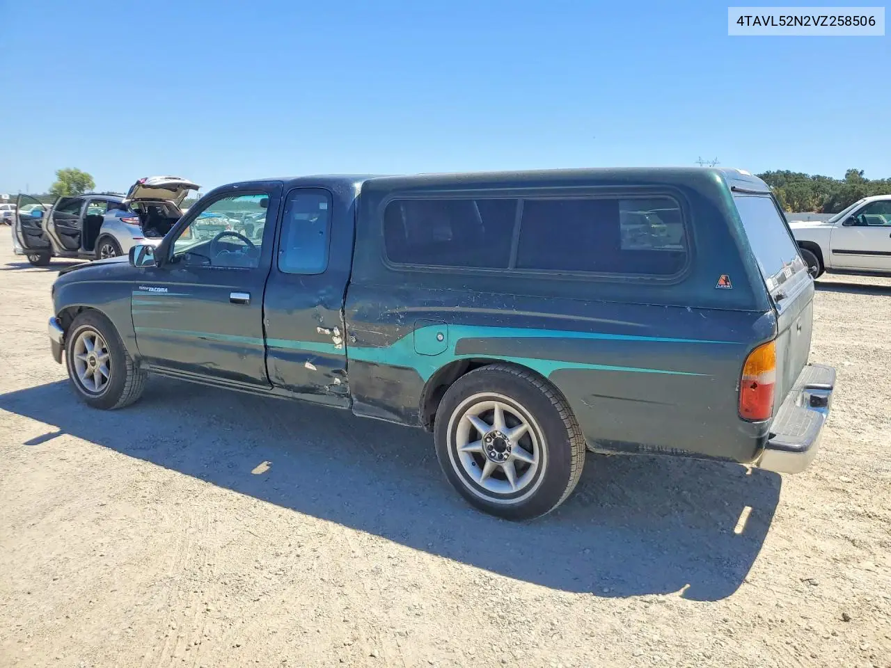 1997 Toyota Tacoma Base VIN: 4TAVL52N2VZ258506 Lot: 61815156