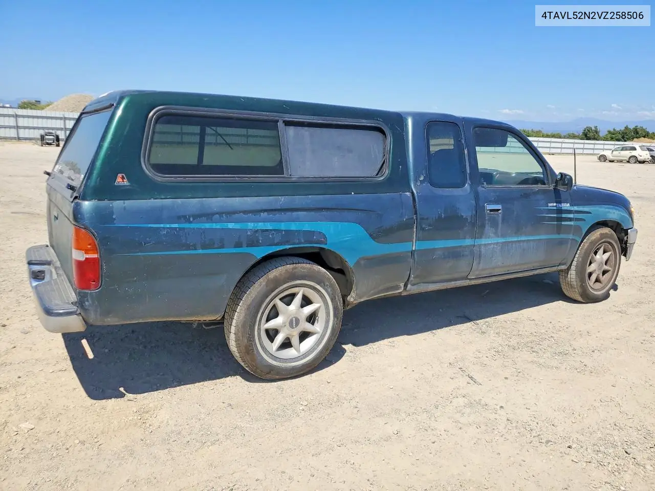 1997 Toyota Tacoma Base VIN: 4TAVL52N2VZ258506 Lot: 61815156