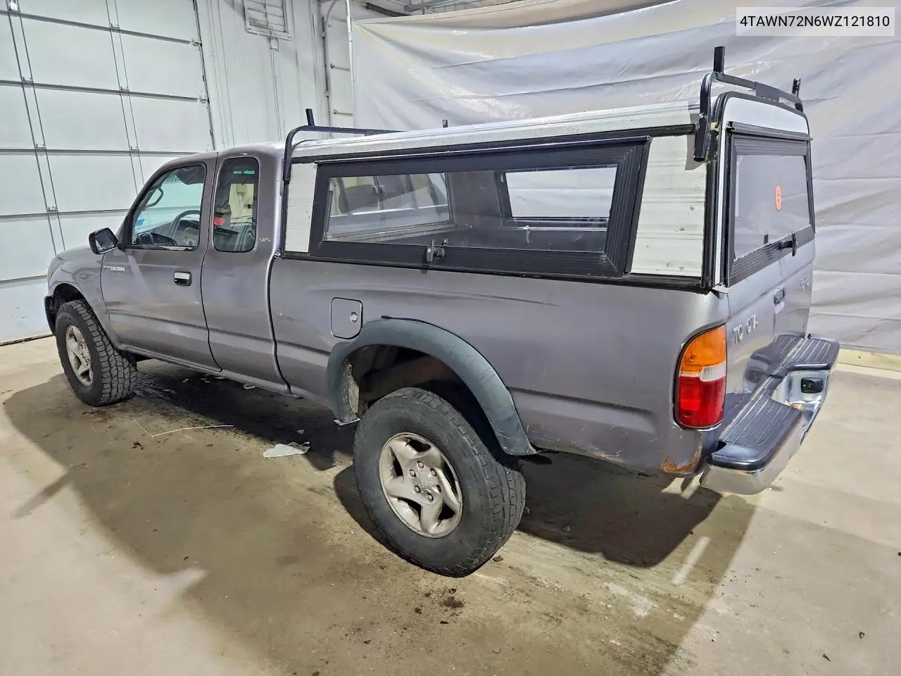1998 Toyota Tacoma Xtracab VIN: 4TAWN72N6WZ121810 Lot: 53878376