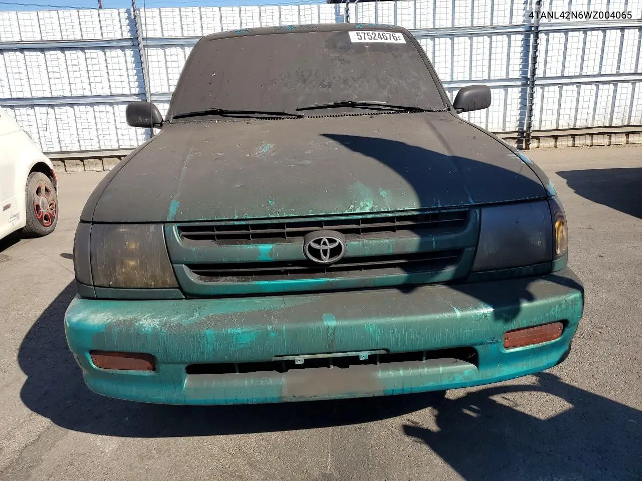 1998 Toyota Tacoma Base VIN: 4TANL42N6WZ004065 Lot: 57524676