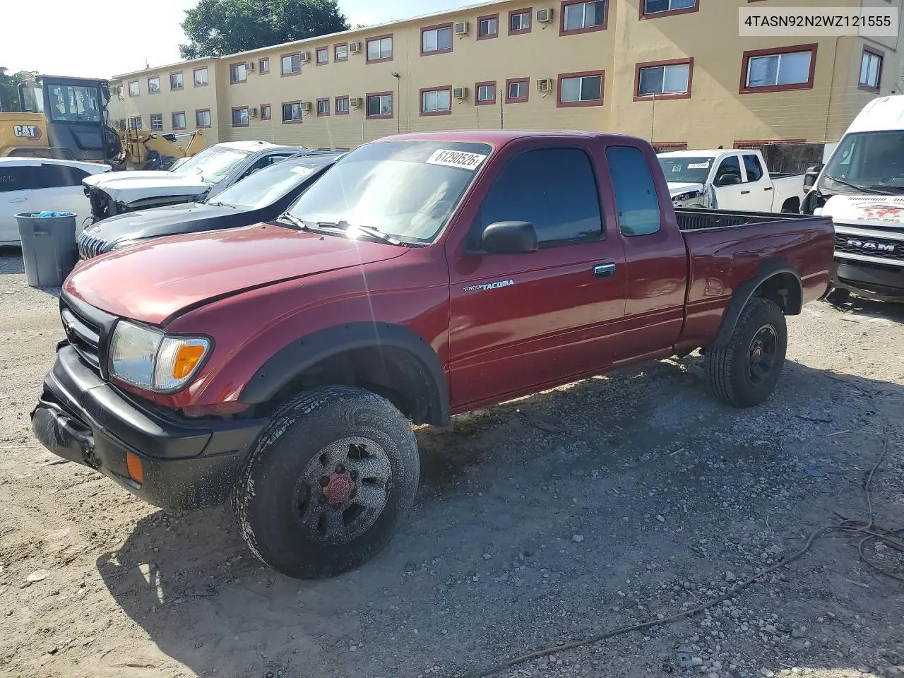 1998 Toyota Tacoma Xtracab Prerunner VIN: 4TASN92N2WZ121555 Lot: 61290526