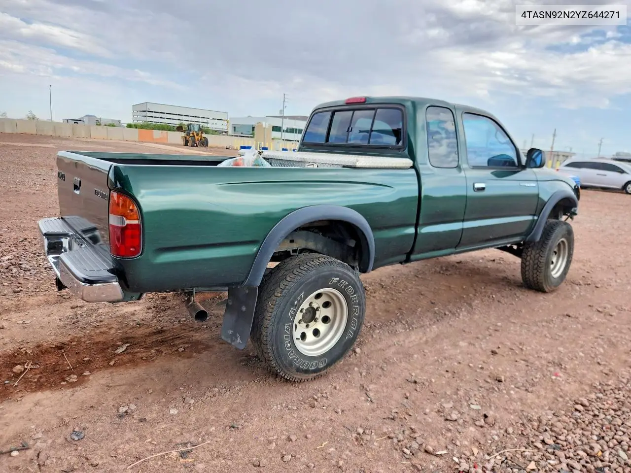 2000 Toyota Tacoma Xtracab Prerunner VIN: 4TASN92N2YZ644271 Lot: 61764026