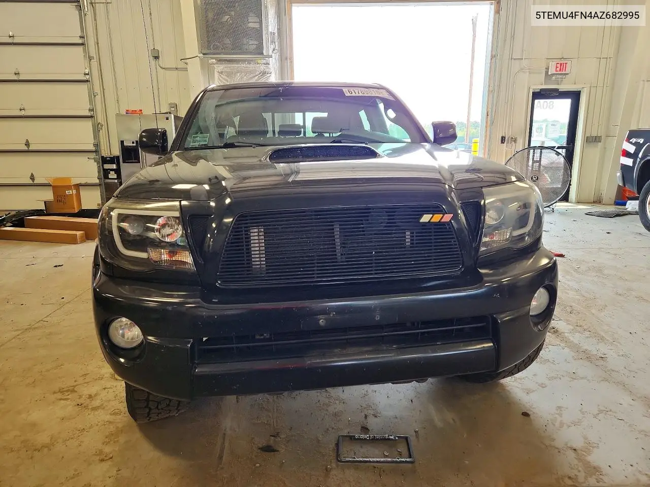 2010 Toyota Tacoma Double Cab Long Bed VIN: 5TEMU4FN4AZ682995 Lot: 61789816