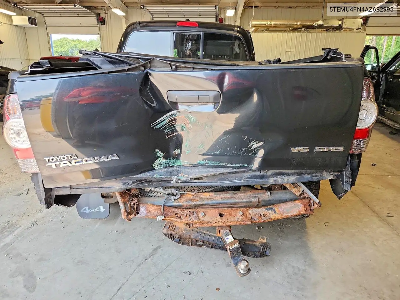 2010 Toyota Tacoma Double Cab Long Bed VIN: 5TEMU4FN4AZ682995 Lot: 61789816