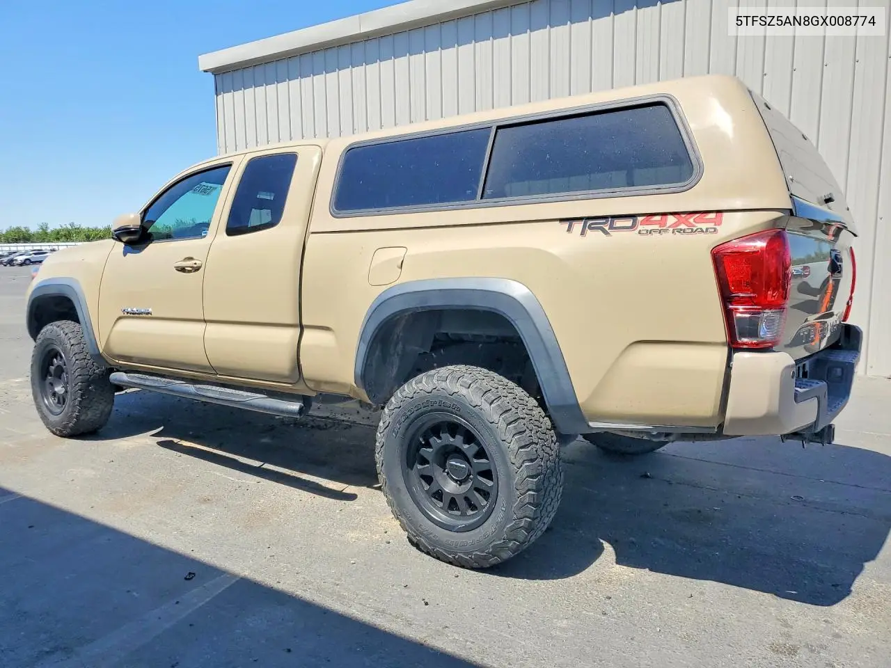 2016 Toyota Tacoma Trd Off-Road VIN: 5TFSZ5AN8GX008774 Lot: 56753976