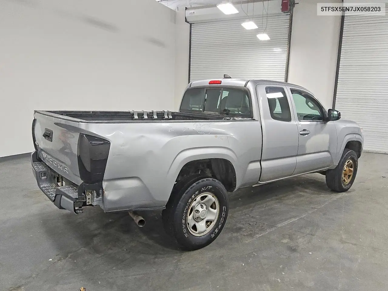 2018 Toyota Tacoma Sr VIN: 5TFSX5EN7JX058203 Lot: 52008306