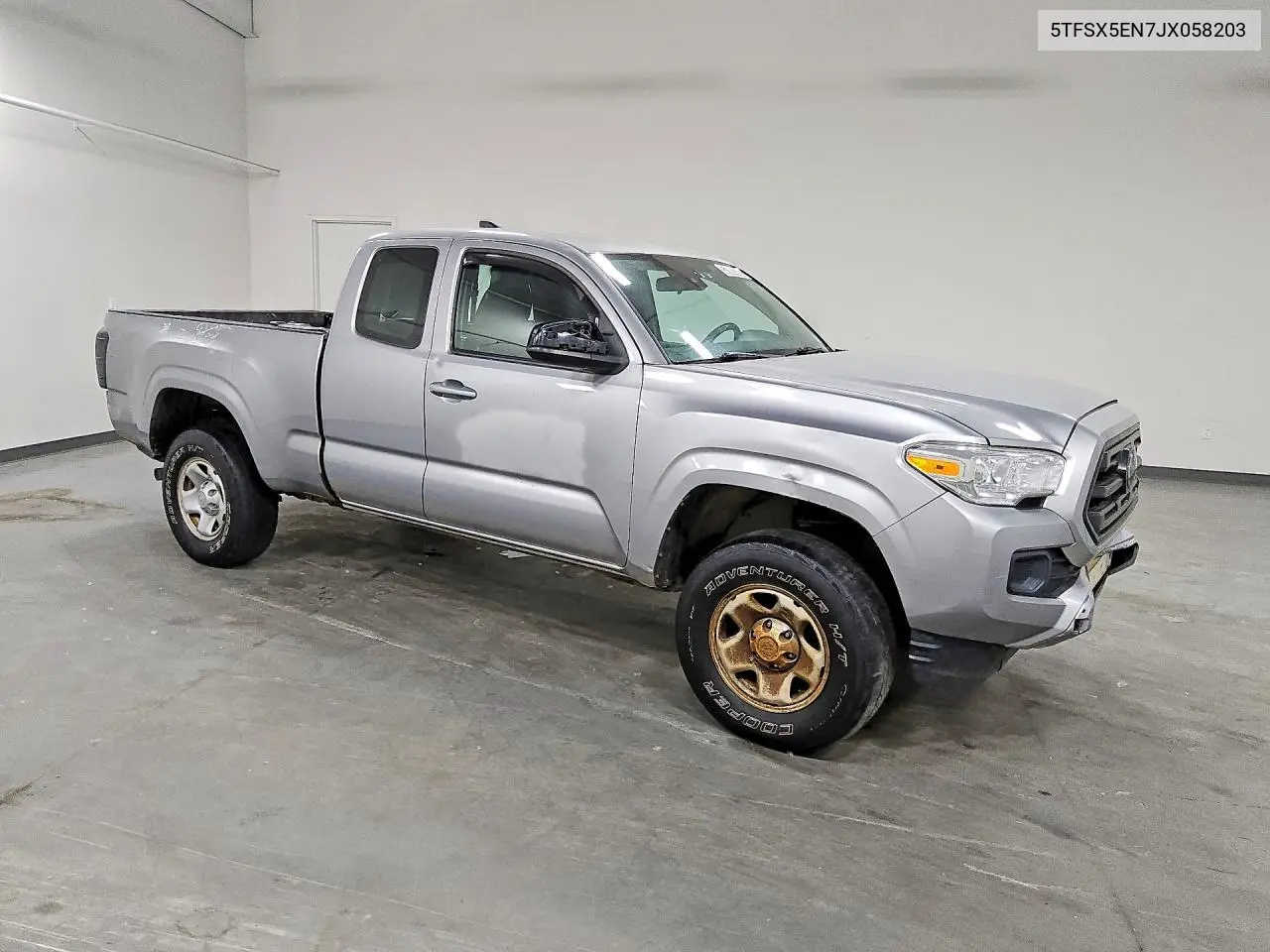 2018 Toyota Tacoma Sr VIN: 5TFSX5EN7JX058203 Lot: 52008306