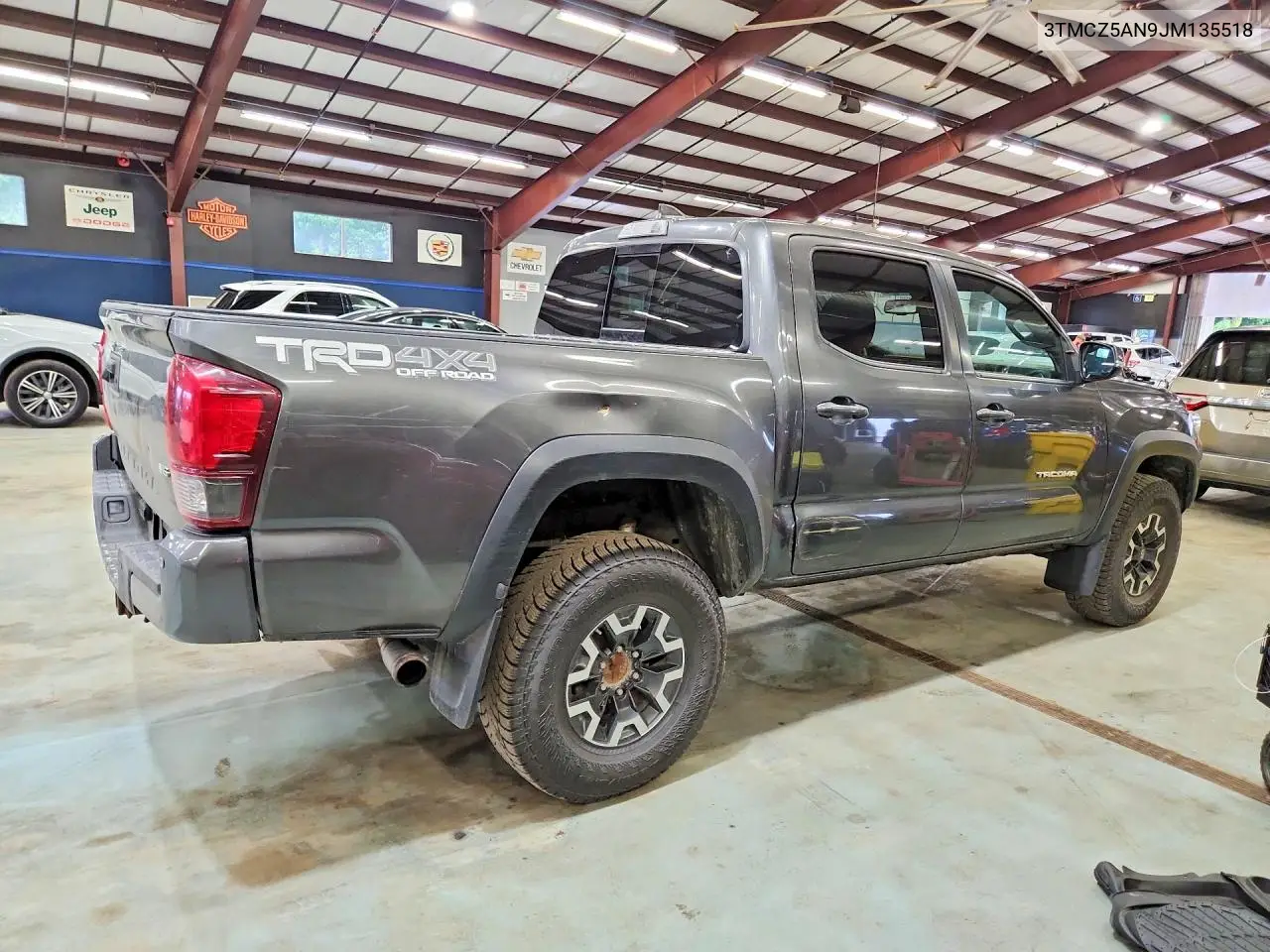 2018 Toyota Tacoma Trd Off-Road VIN: 3TMCZ5AN9JM135518 Lot: 61101076