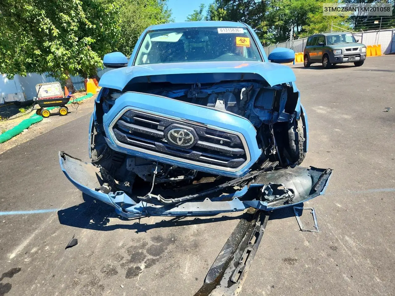 2019 Toyota Tacoma Sr5 V6 VIN: 3TMCZ5AN1KM201058 Lot: 61315836