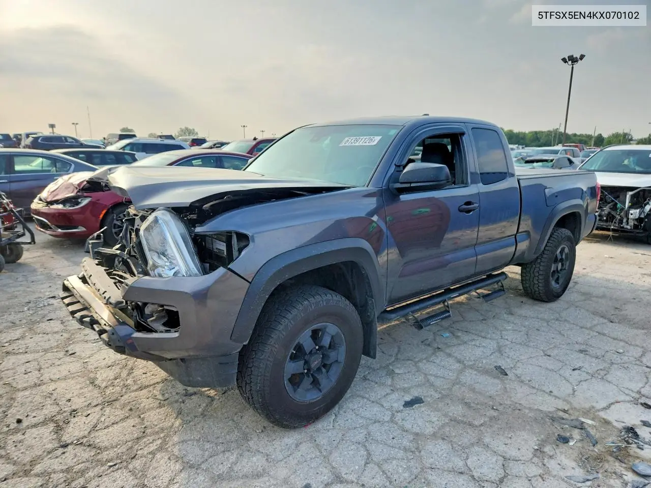 2019 Toyota Tacoma Sr VIN: 5TFSX5EN4KX070102 Lot: 61391126