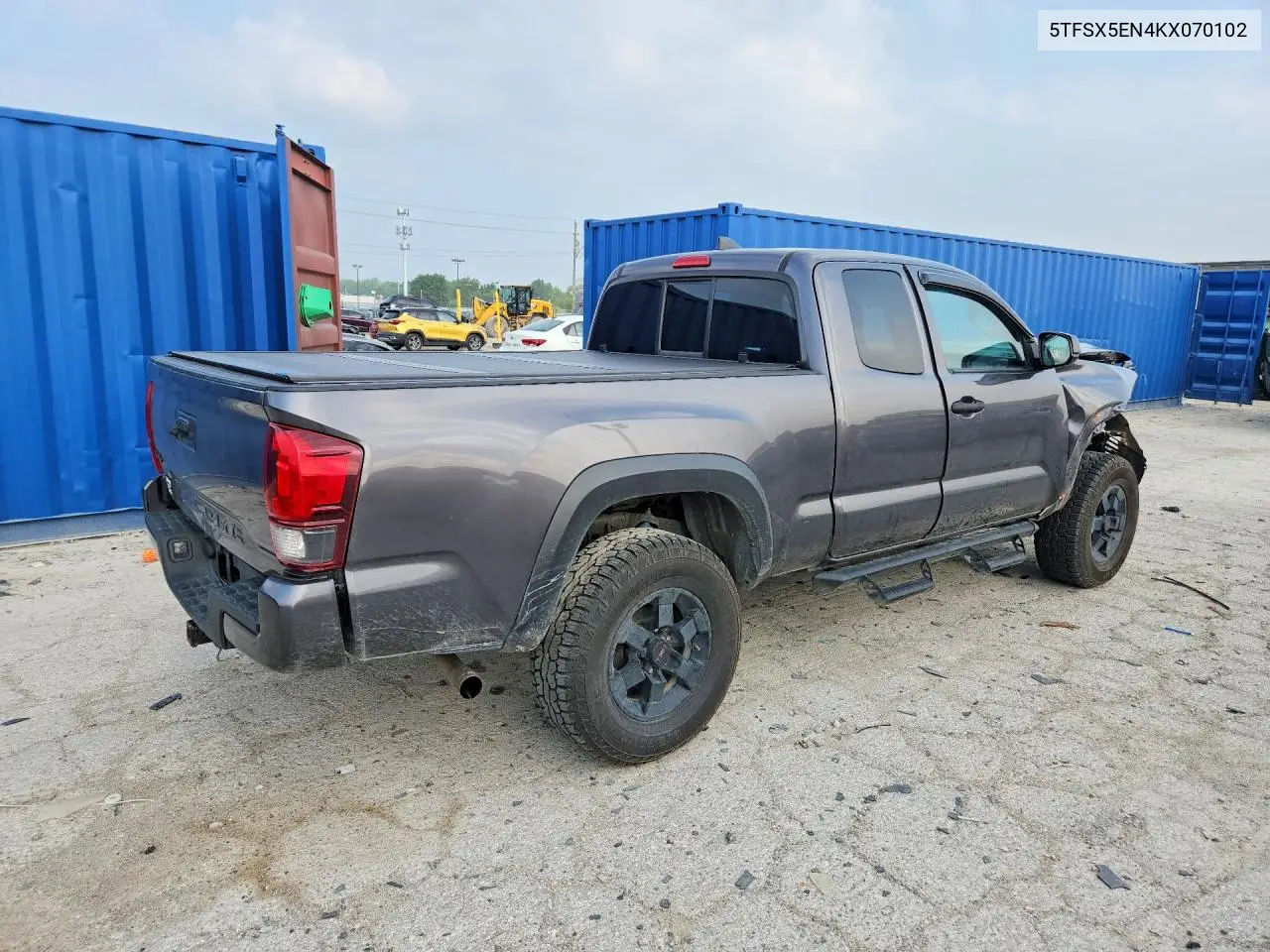 2019 Toyota Tacoma Sr VIN: 5TFSX5EN4KX070102 Lot: 61391126