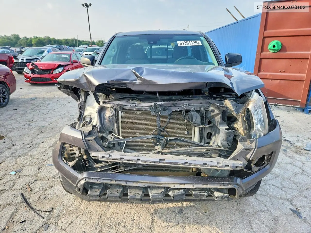 2019 Toyota Tacoma Sr VIN: 5TFSX5EN4KX070102 Lot: 61391126
