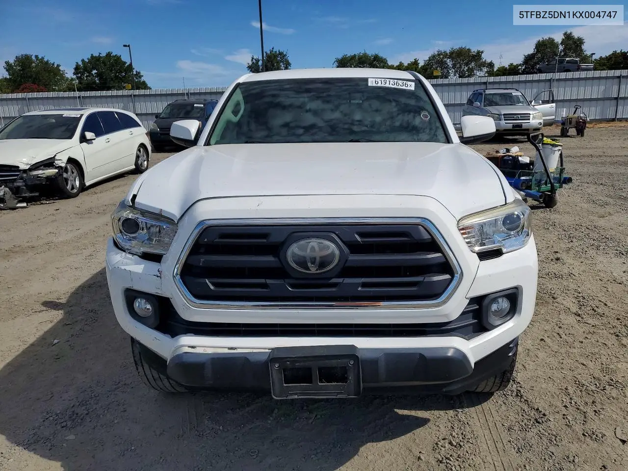 2019 Toyota Tacoma Sr5 V6 VIN: 5TFBZ5DN1KX004747 Lot: 61913636
