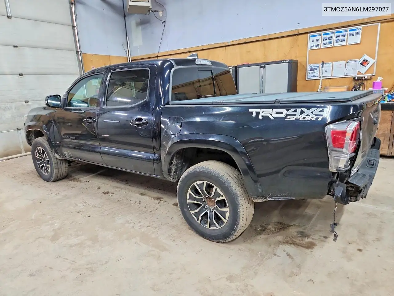 2020 Toyota Tacoma Dbc VIN: 3TMCZ5AN6LM297027 Lot: 61133886