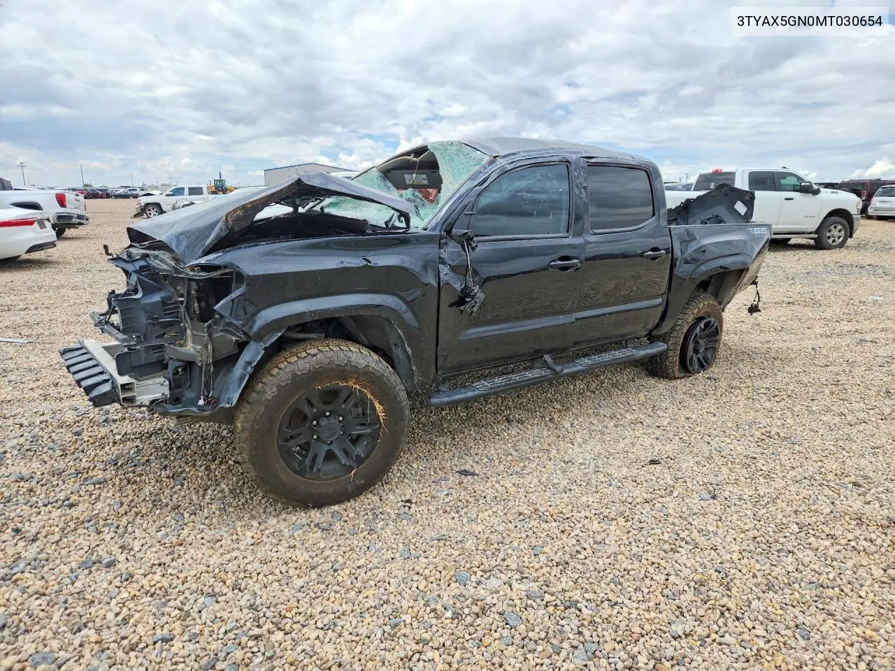 3TYAX5GN0MT030654 2021 Toyota Tacoma Sr