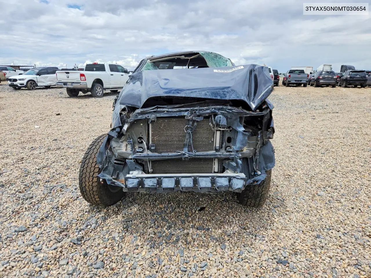 3TYAX5GN0MT030654 2021 Toyota Tacoma Sr