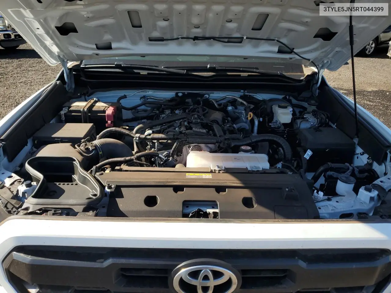 3TYLE5JN5RT044399 2024 Toyota Tacoma Double Cab