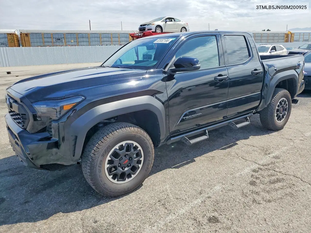 2025 Toyota Tacoma Trd Off-Road VIN: 3TMLB5JN0SM200925 Lot: 62052196