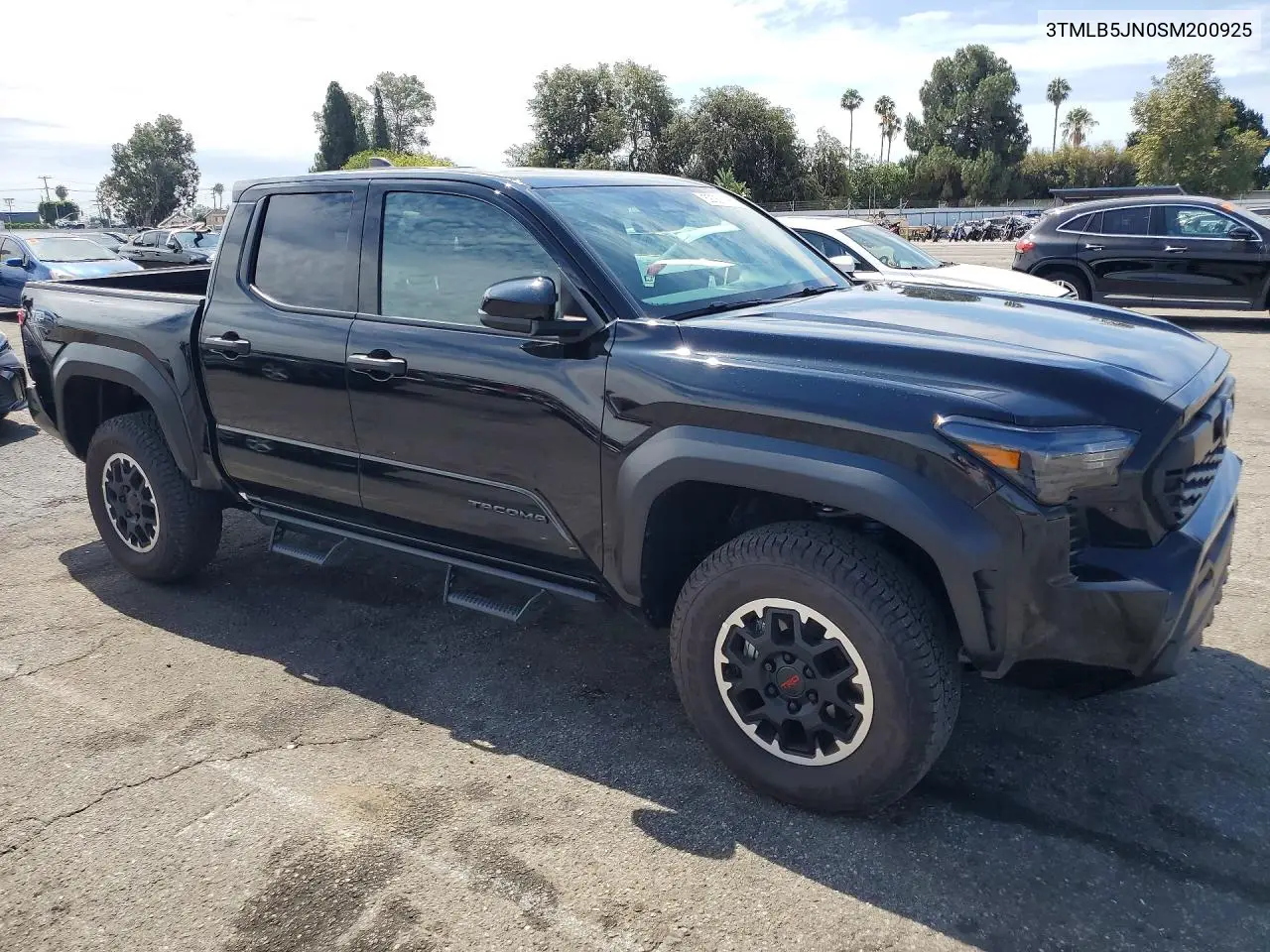 2025 Toyota Tacoma Trd Off-Road VIN: 3TMLB5JN0SM200925 Lot: 62052196