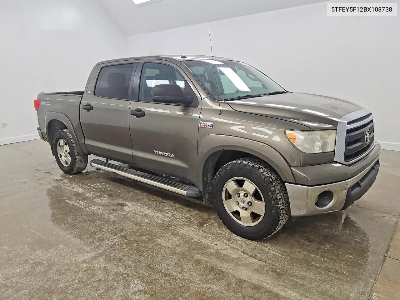 2011 Toyota Tundra Crewmax Sr5 VIN: 5TFEY5F12BX108738 Lot: 57665246