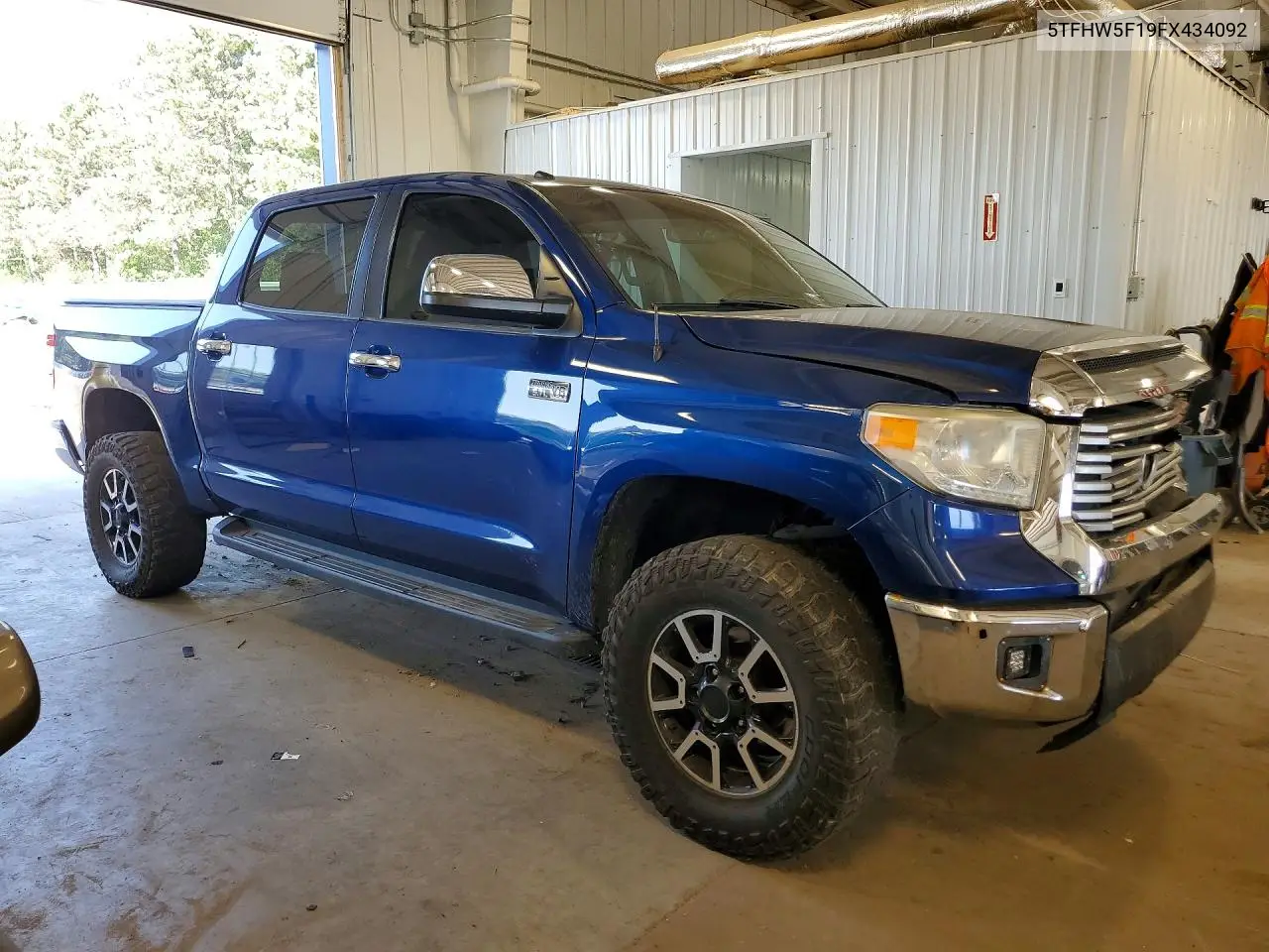 2015 Toyota Tundra Crewmax Limited VIN: 5TFHW5F19FX434092 Lot: 61616166