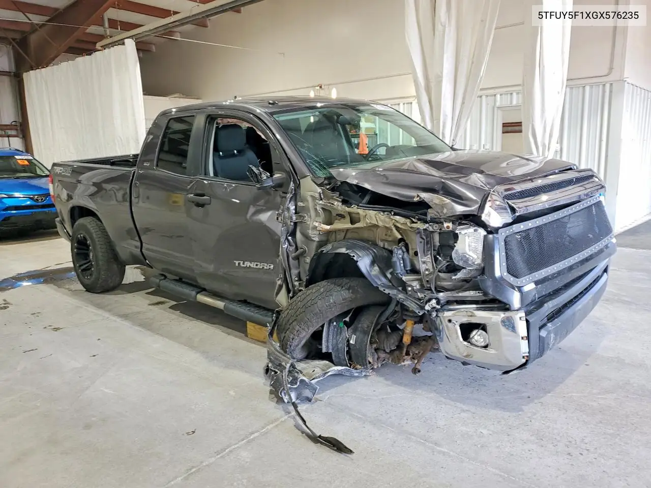 2016 Toyota Tundra Sr5 VIN: 5TFUY5F1XGX576235 Lot: 61766356