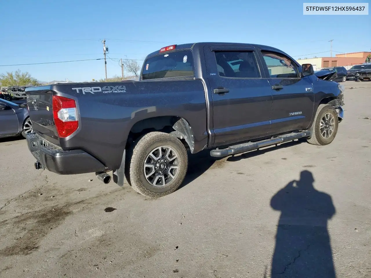 5TFDW5F12HX596437 2017 Toyota Tundra Crewmax Sr5