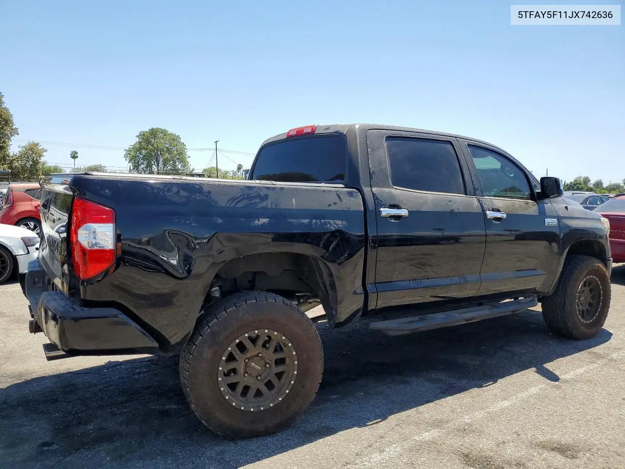 2018 Toyota Tundra Platinum VIN: 5TFAY5F11JX742636 Lot: 60985356