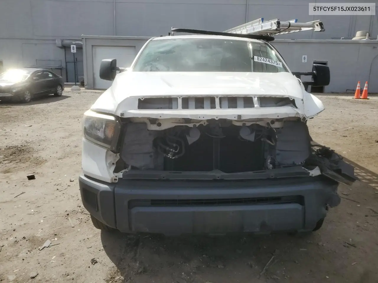 5TFCY5F15JX023611 2018 Toyota Tundra Sr