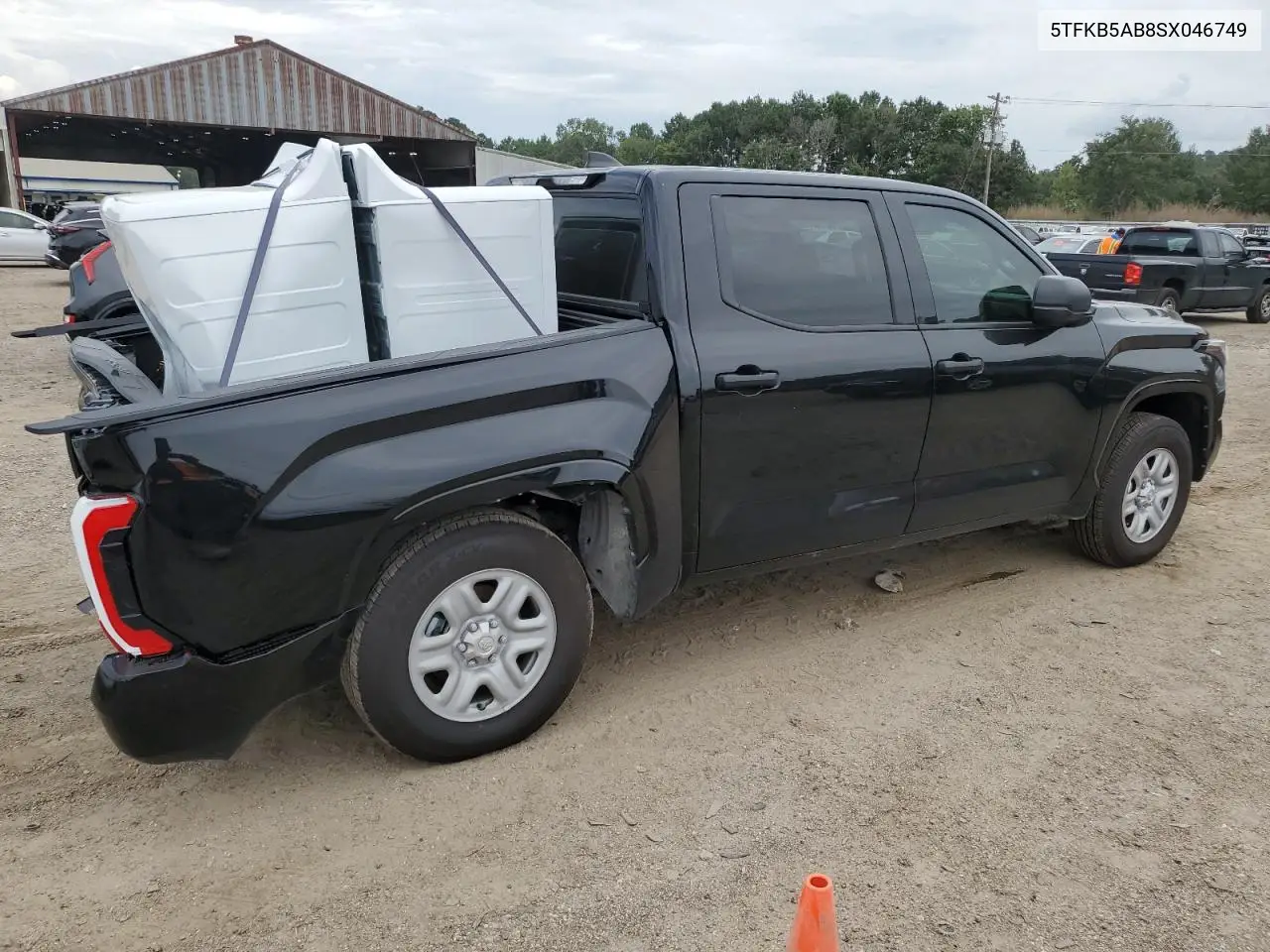 5TFKB5AB8SX046749 2025 Toyota Tundra Crewmax Sr