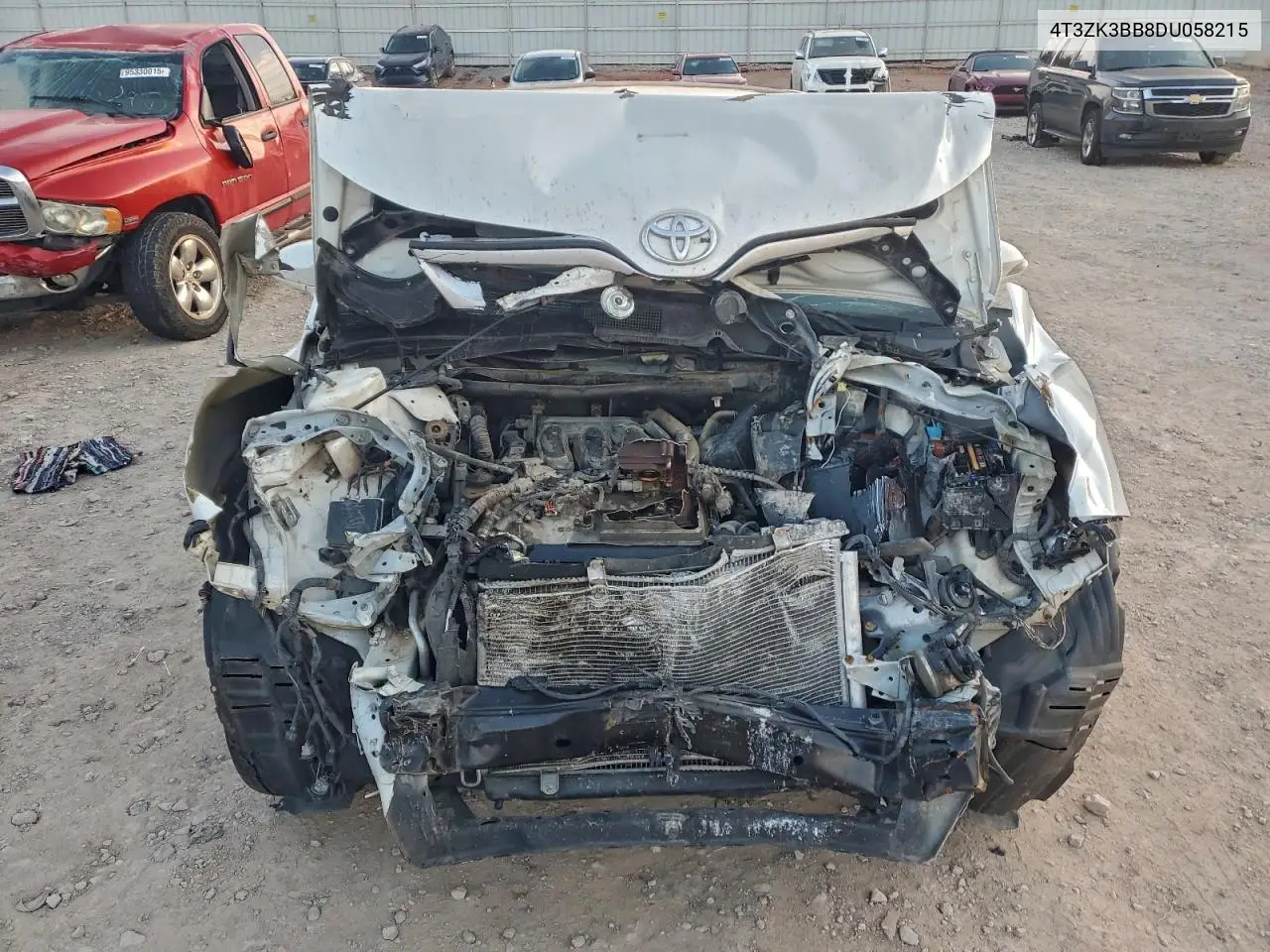 4T3ZK3BB8DU058215 2013 Toyota Venza Le