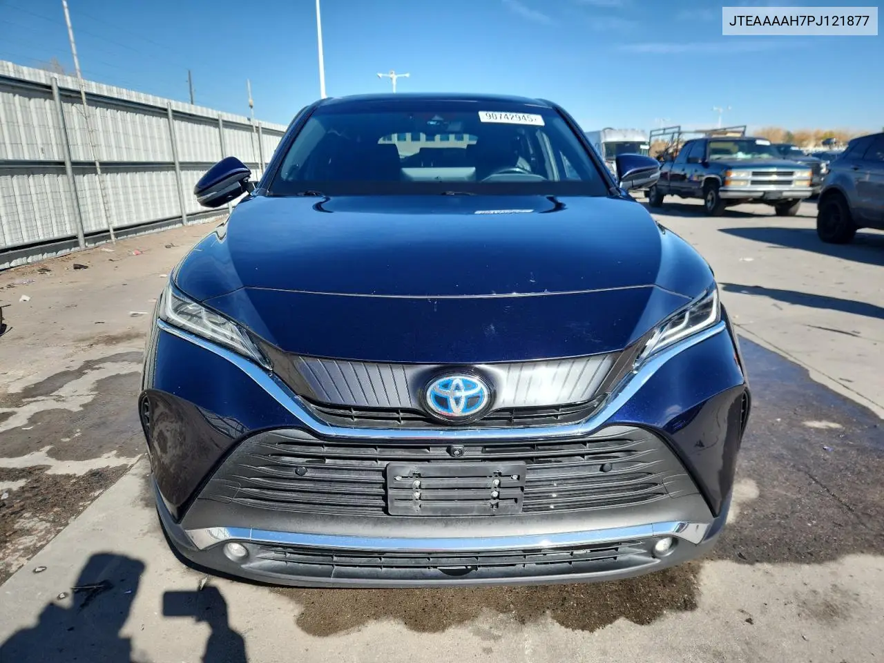 JTEAAAAH7PJ121877 2023 Toyota Venza Limited