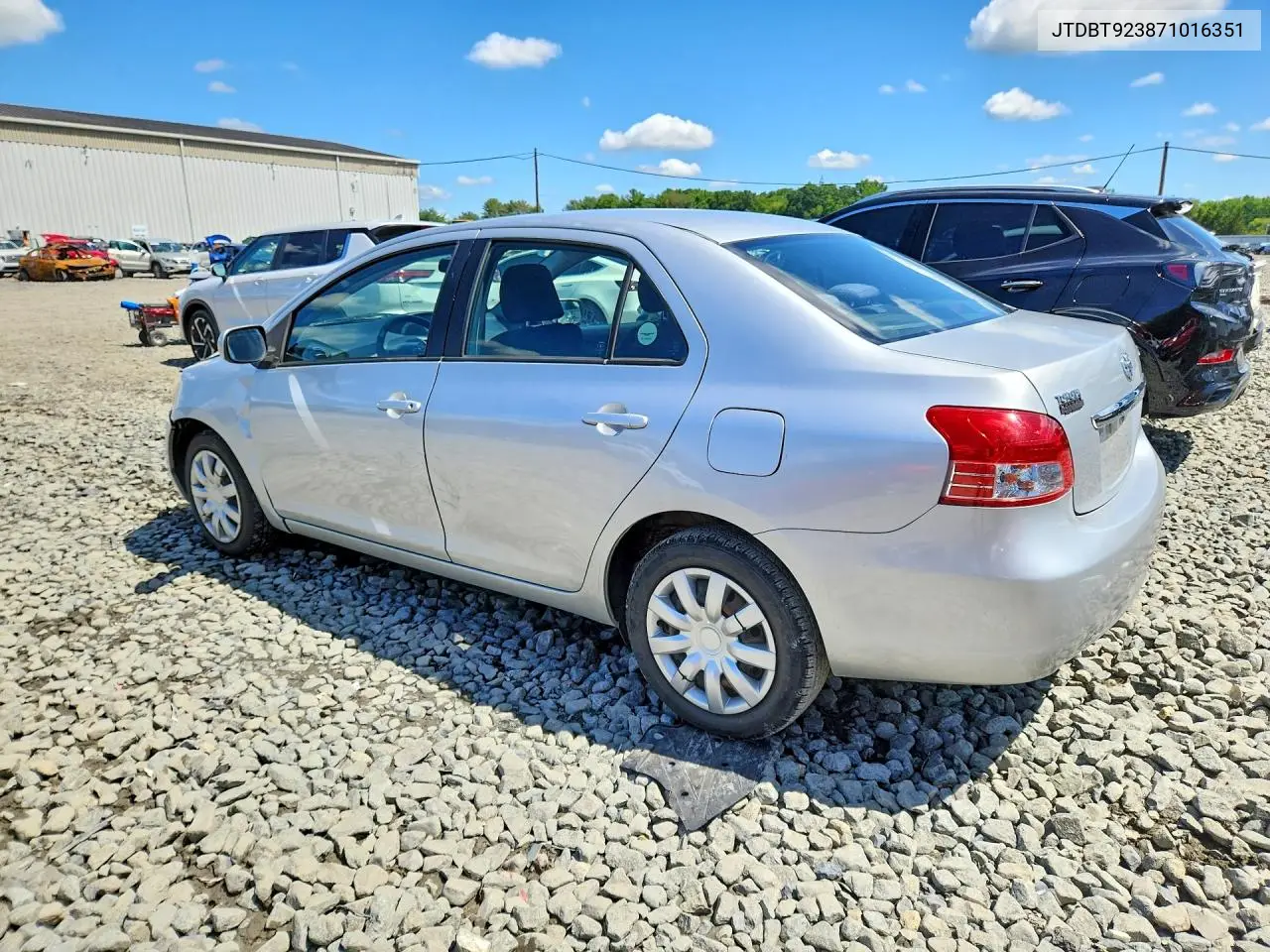 2007 Toyota Yaris Base VIN: JTDBT923871016351 Lot: 60037556
