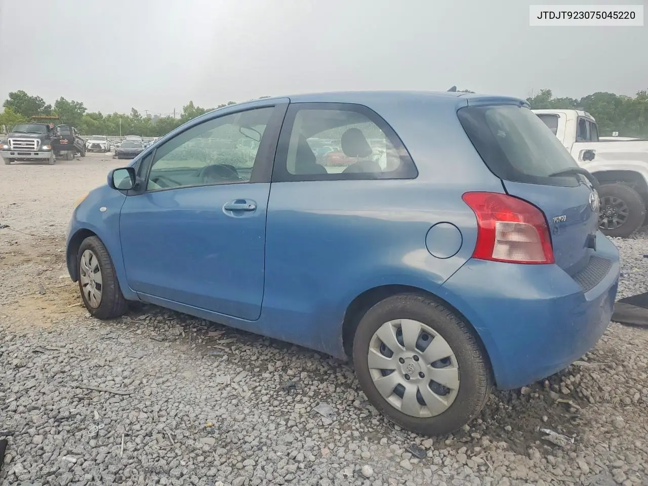 2007 Toyota Yaris Base VIN: JTDJT923075045220 Lot: 60216086