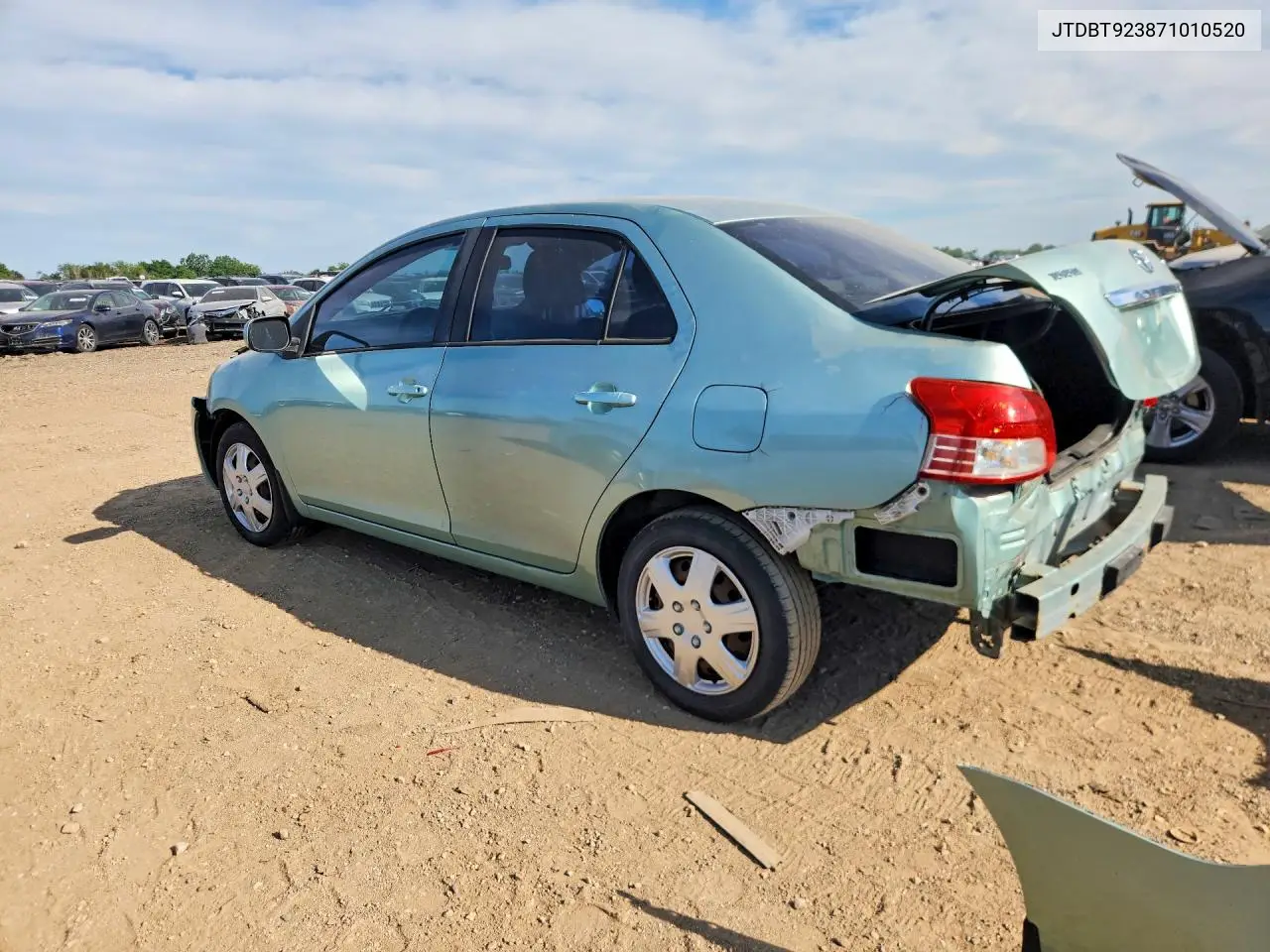 2007 Toyota Yaris Base VIN: JTDBT923871010520 Lot: 60639546