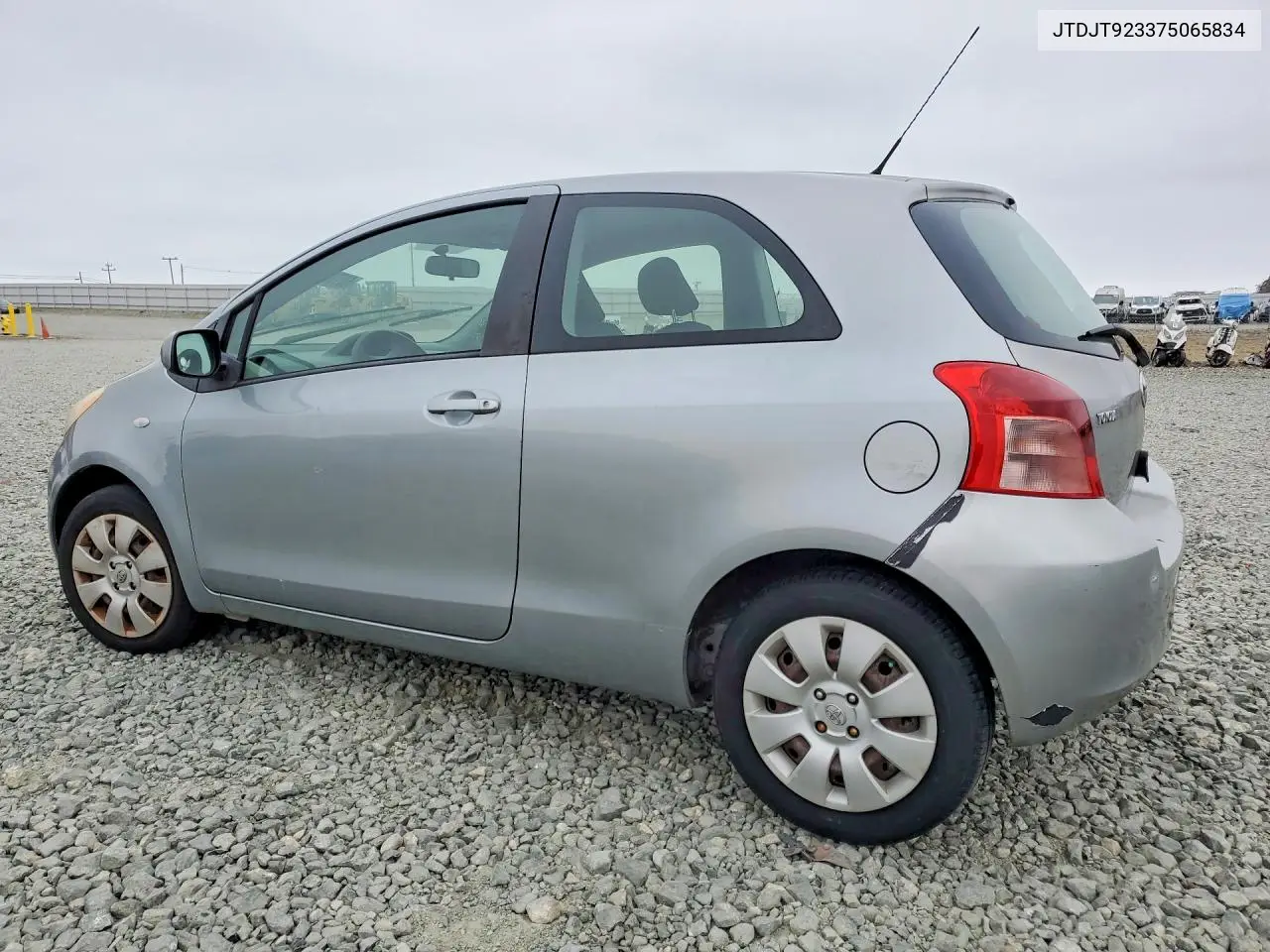 2007 Toyota Yaris Base VIN: JTDJT923375065834 Lot: 60700006
