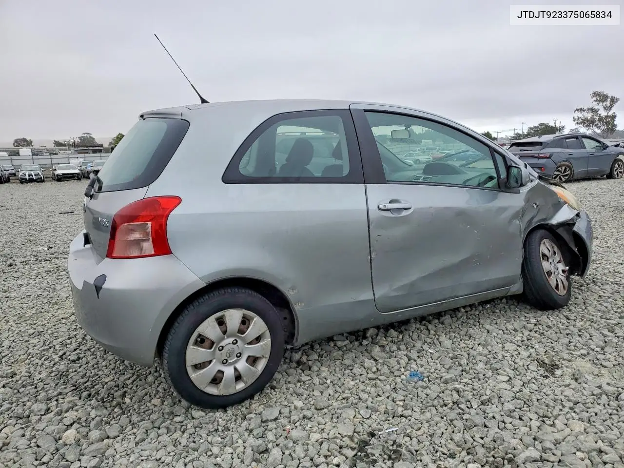 2007 Toyota Yaris Base VIN: JTDJT923375065834 Lot: 60700006