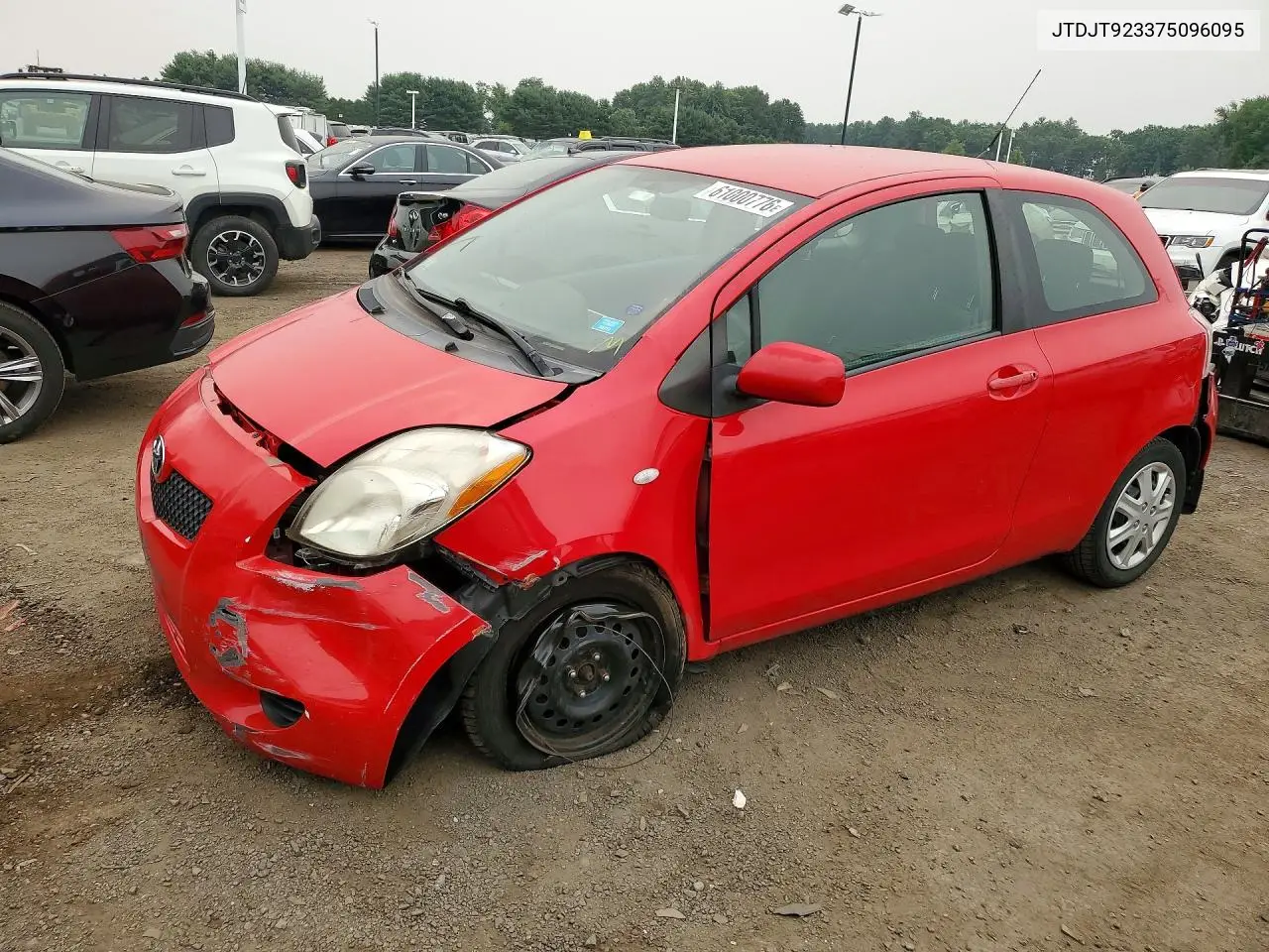 2007 Toyota Yaris Base VIN: JTDJT923375096095 Lot: 61000776