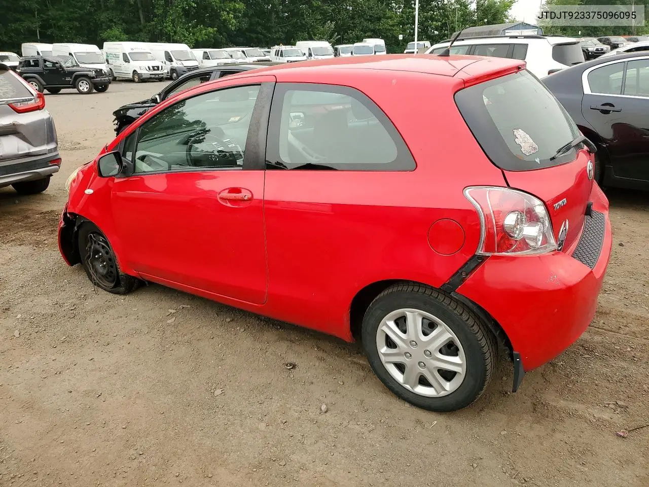 2007 Toyota Yaris Base VIN: JTDJT923375096095 Lot: 61000776