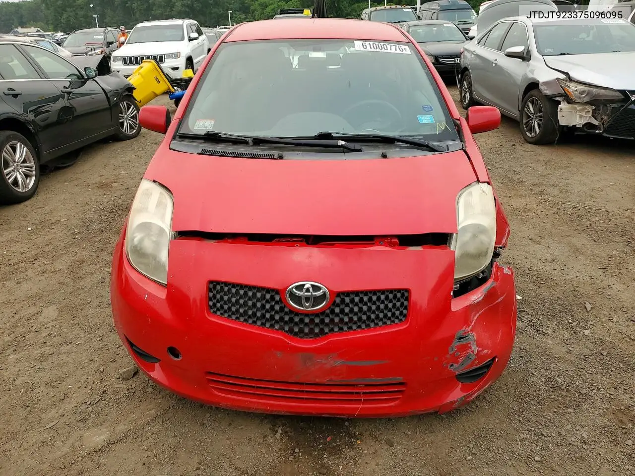 2007 Toyota Yaris Base VIN: JTDJT923375096095 Lot: 61000776