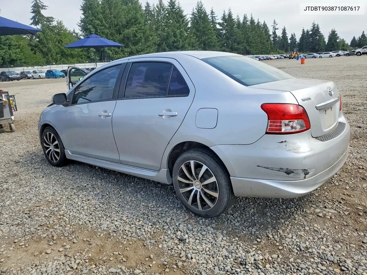 2007 Toyota Yaris S VIN: JTDBT903871087617 Lot: 61400606