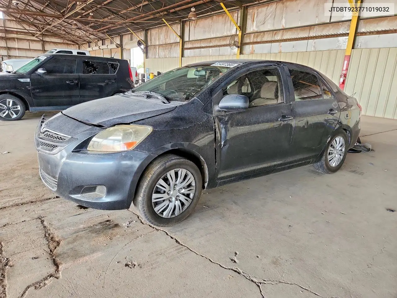 2007 Toyota Yaris Base VIN: JTDBT923771019032 Lot: 61497366