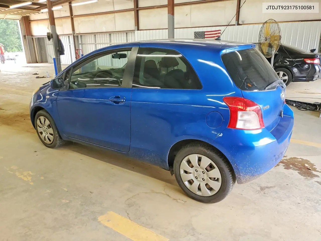 2007 Toyota Yaris Base VIN: JTDJT923175100581 Lot: 62093606